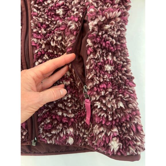 2/$50 DEAL ALERT!! PATAGONIA WOMENS BURGUNDY RETRO X DIAMOND FLEECE SIZE SMALL - Picture 5 of 11